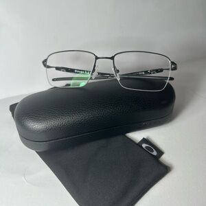 Oakley Black and Silver Men's Glasses. Gauge 3.2 Blade